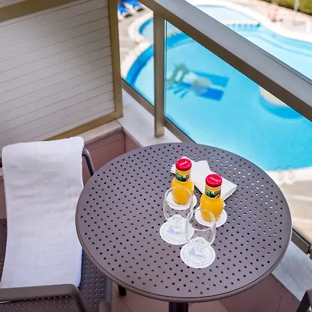 Ξενοδοχείο Olympus Palace 4*