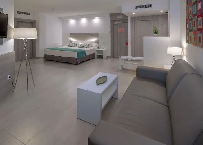 Olympus Palace Hotel