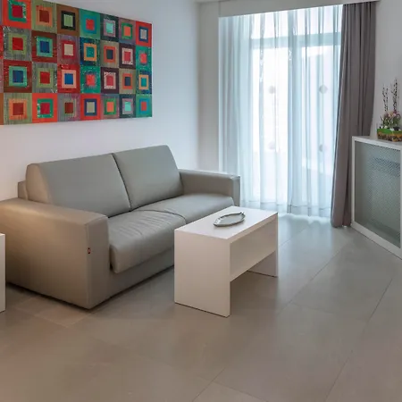 Olympus Palace Σαλού